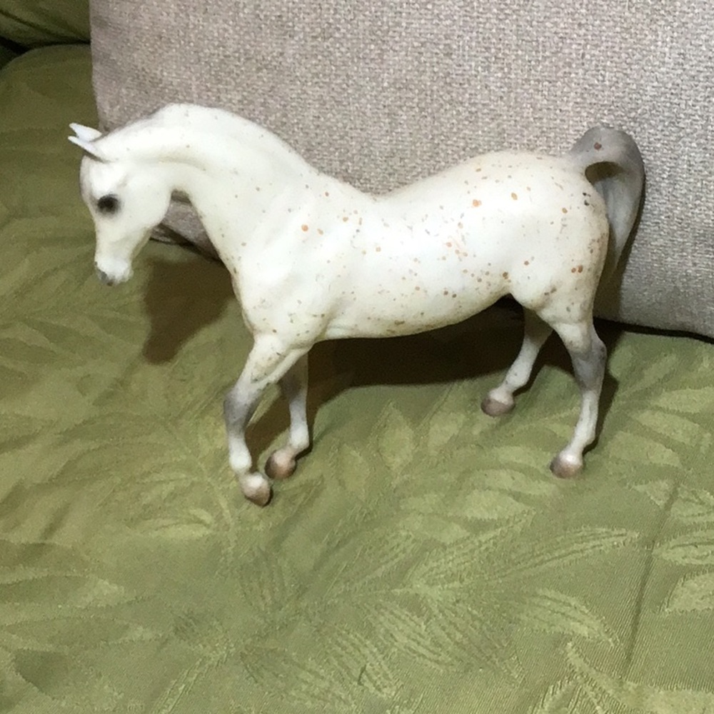 Breyer Johar Grey Flea-Bitten “Drinkers of the Wind”
